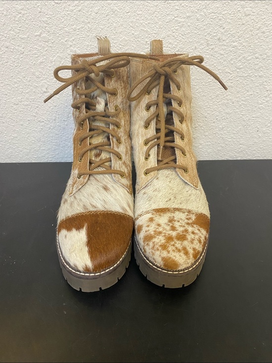 MYRA Shoes - HELIUM BOOTS  by Myra